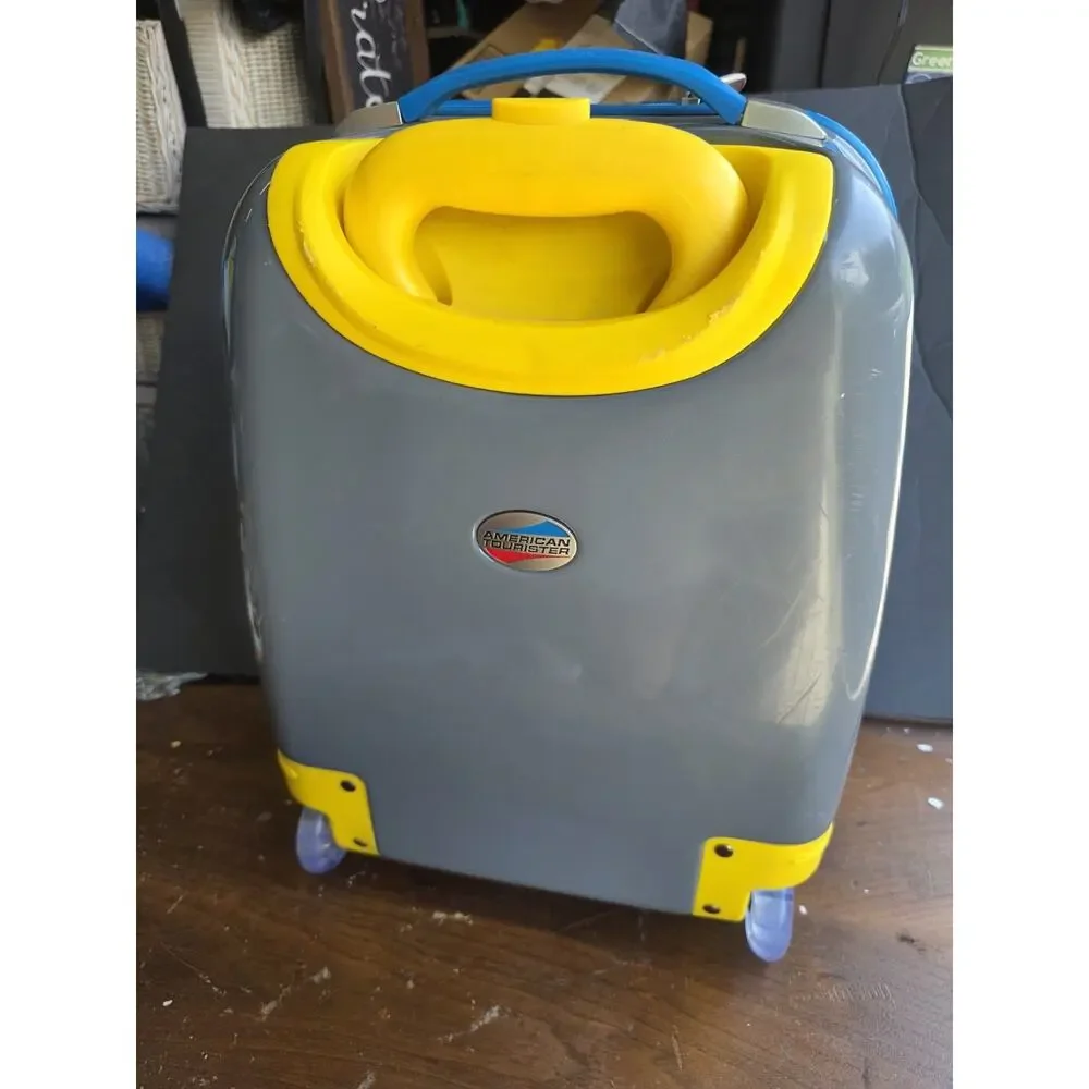 American Tourister american tourister
